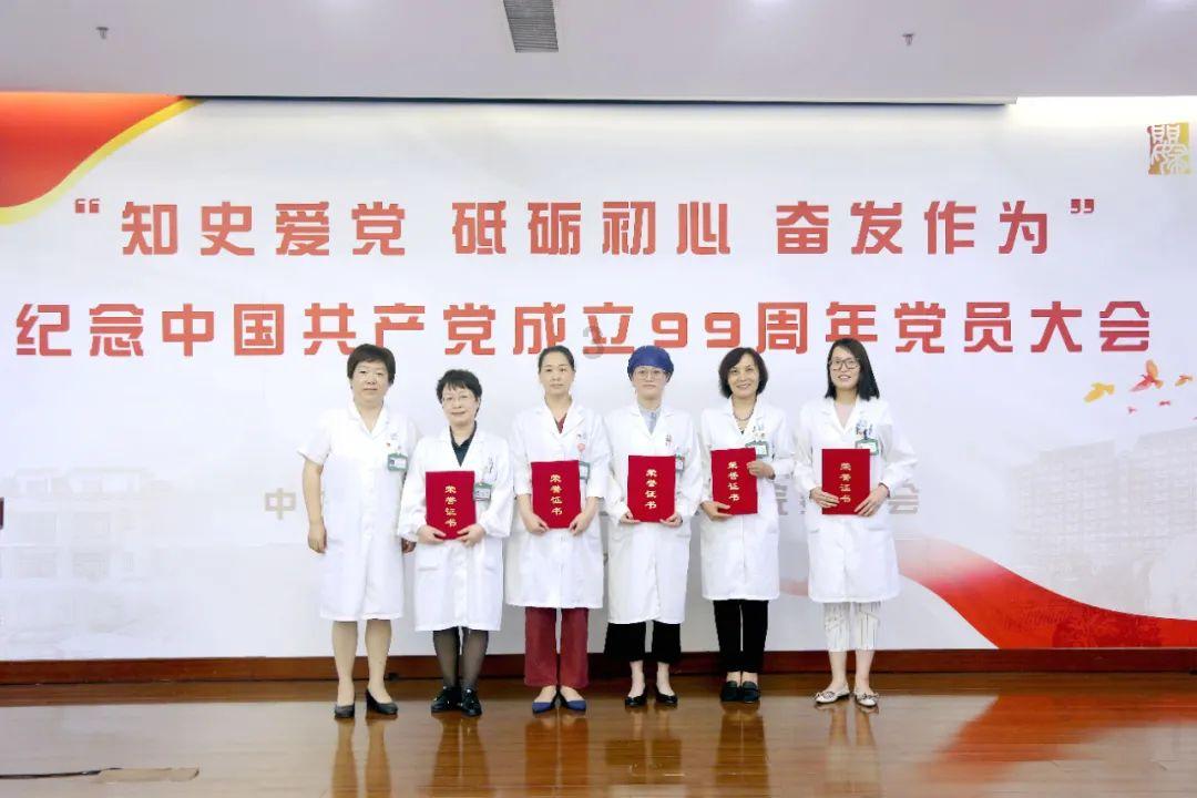 哈尔滨一“的哥”突发心梗驶入医院求救……30分钟“抢”回生命！